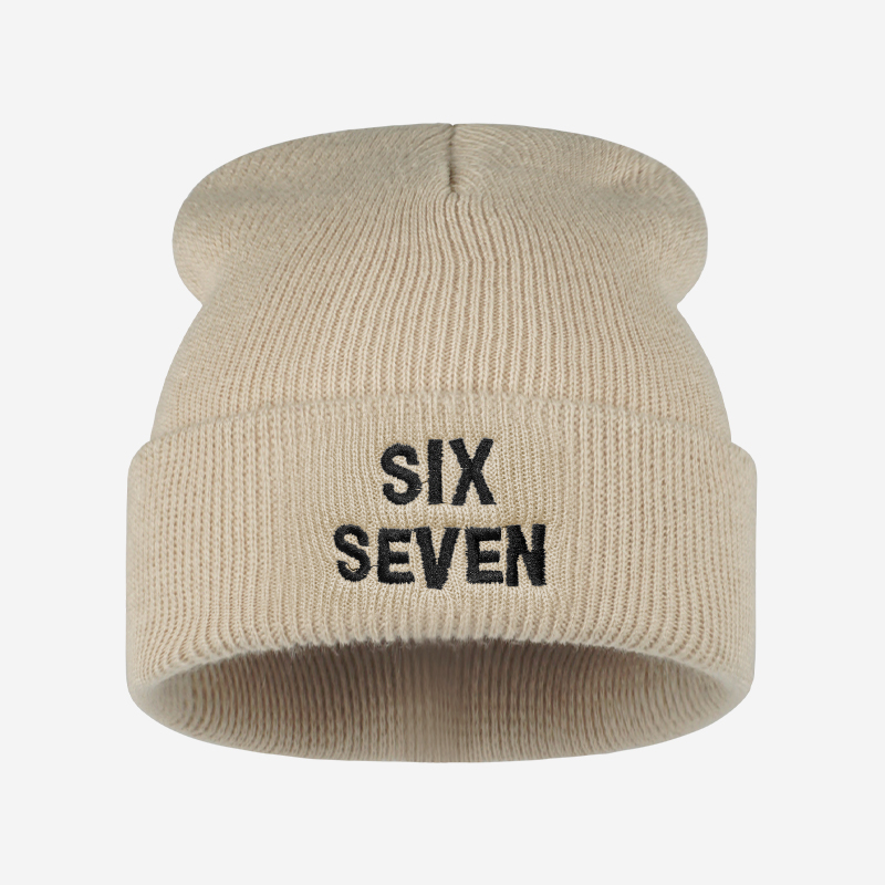 قبعة محبوكة مطرزة بحروف SIX SE - مراجعة Beanie Cuffed Knit وسعره